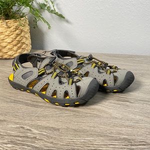Kids Khombu Sandals Gray - Boys Size 3